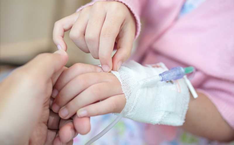 Терапию CAR T-клетками, промышленно произведенными в России, провели в Морозовской больнице